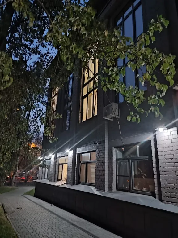 Квартира 2-этажная квартира, до Кремля 20 минут с парковкой и охраной — Москва