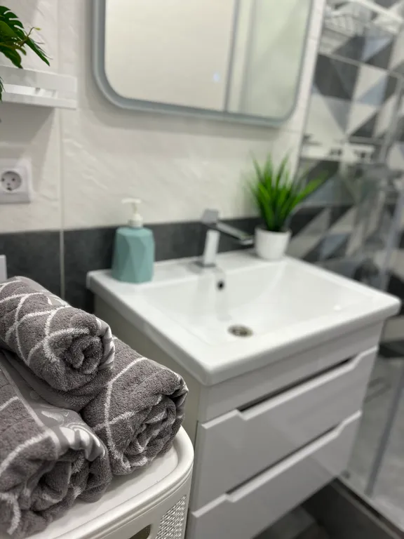 Новая 2к квартира, комфорт класса со своей закрытой парковкой