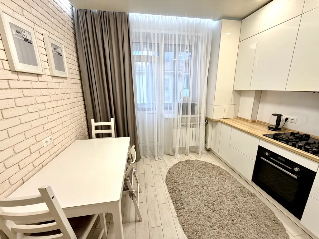 Апартаменты у тц Лемана про