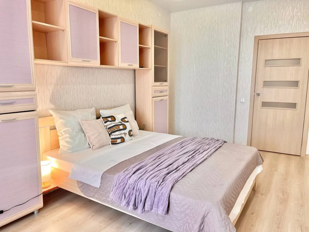 Квартира Евродвушка Апарт Гулливер с лоджией в центре — аренда посуточно в Пермь