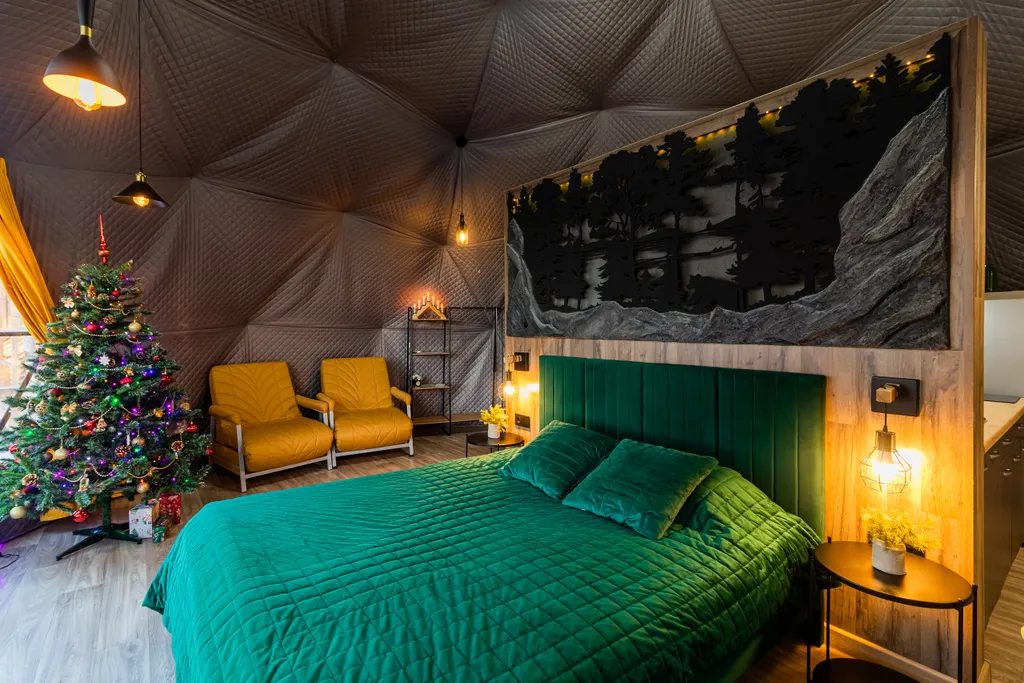 Уютный купол для 2-4 человек