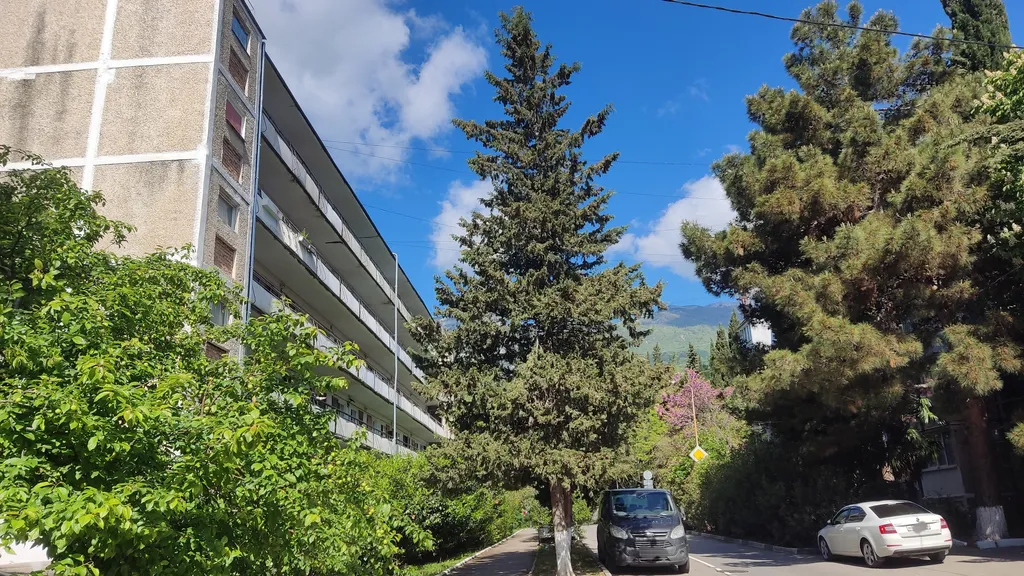 Уютная квартира с видом на море и горы в центре