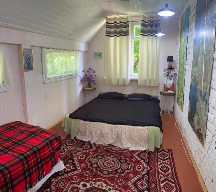 Гостевой дом в лесу в 15 минутах от центра