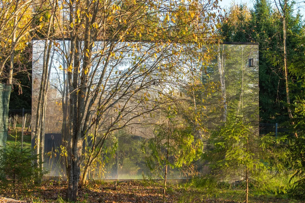 Коттедж Зеркальный домик с террасой и купелью — аренда посуточно в Волоколамск