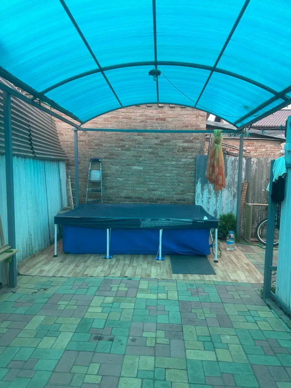 Дом под ключ с бассейном и стоянкой для авто на пл. Первомайской