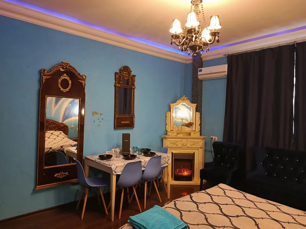 Квартира Уютная квартира с камином на набережной для большой семьи — Ярославль