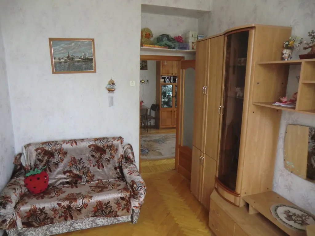 Квартира Комната в 4-комнатной квартире — Казань