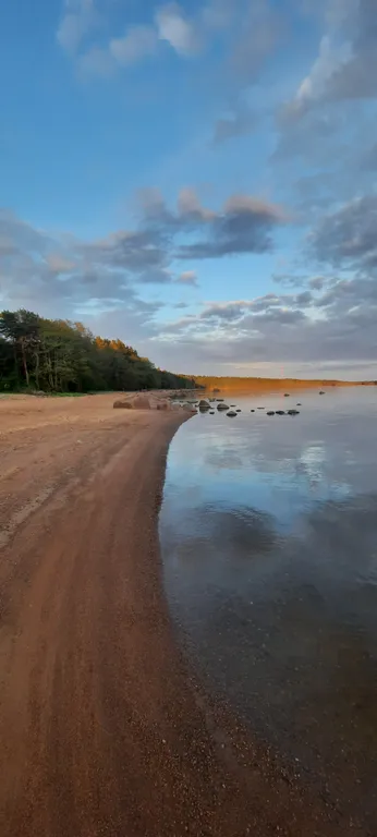 Коттедж Дом с мансардой в проливе Бьеркезунд — Приморск