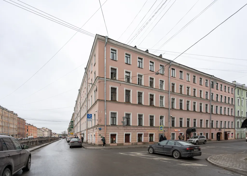 Квартира Просторная квартира с 3 спальнями в сердце Коломны — Санкт-Петербург