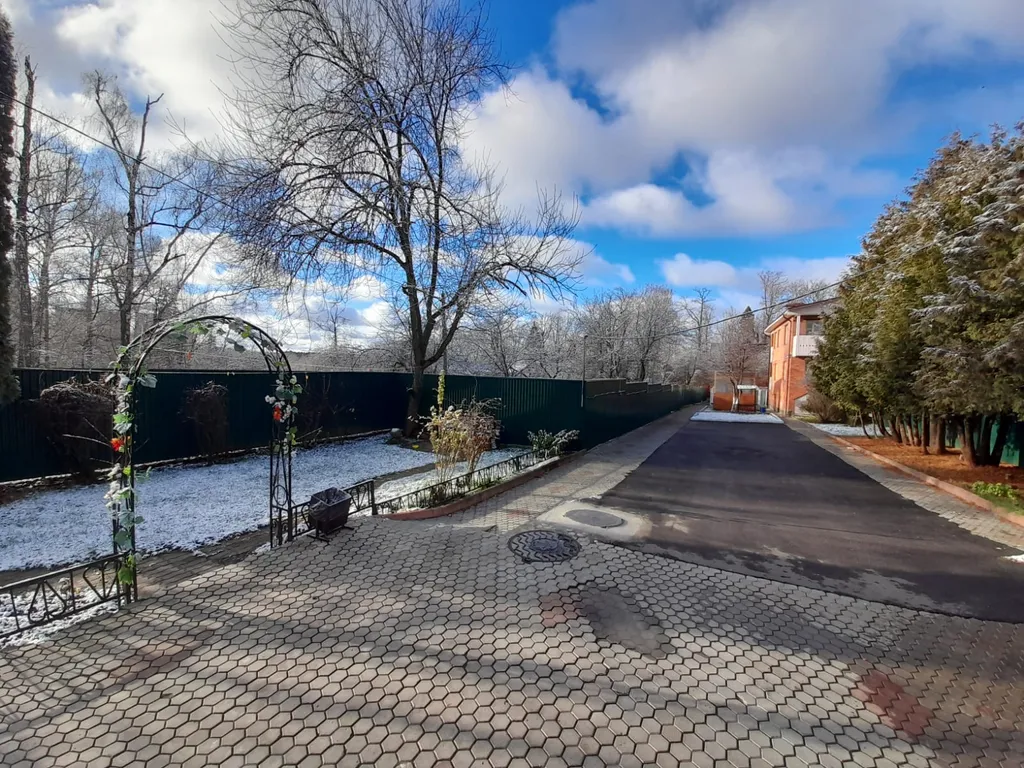 Большой Дом