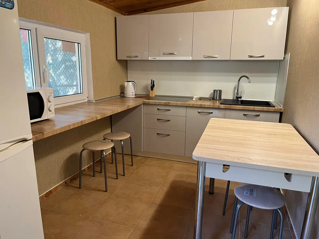 Уютный домик недалеко от моря