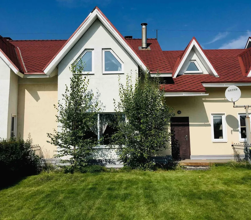 Семейный таунхаус с камином и сауной