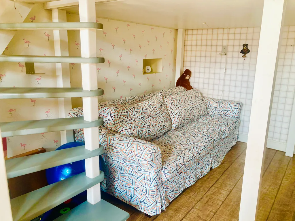 Атмосферная квартира на Неве