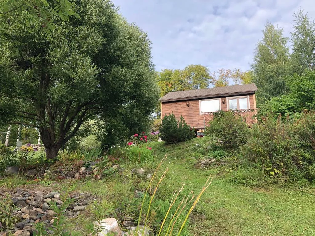 Дом на берегу озера