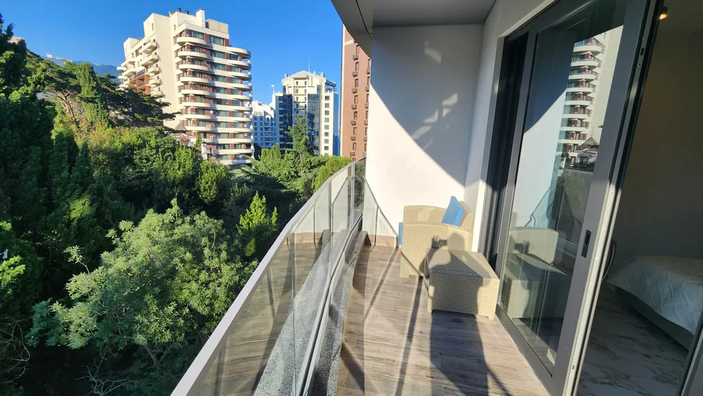 Трехкомнатная квартира в Приморском парке