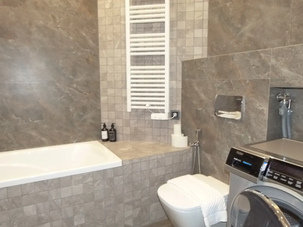 4-комнатный Дом