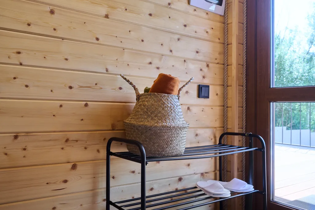 Коттедж Коттедж Уютное шале с 1 спальней + гостиная с кухней и ванной комнатой — Мезмай