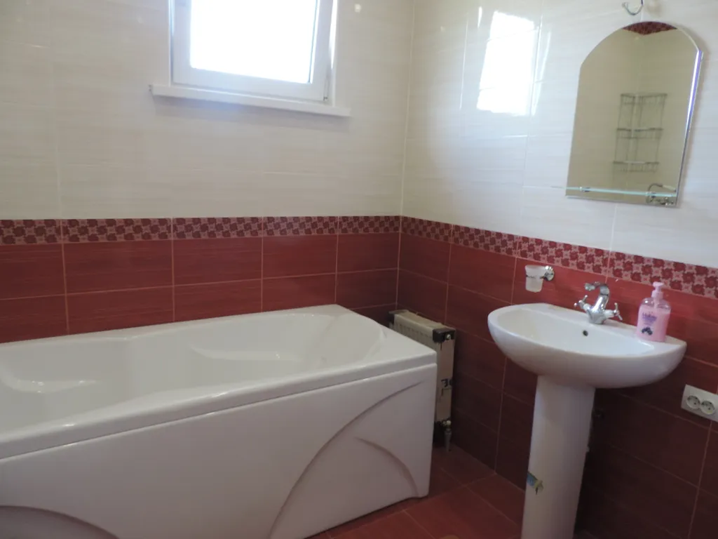 Дом возле Кипарисового озера