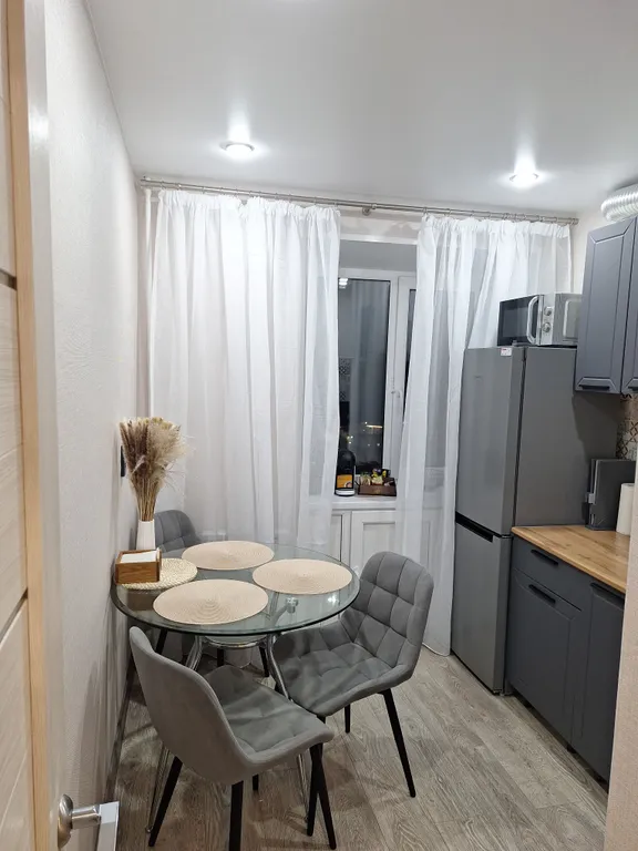 1-комнатная квартира с прекрасным видом из окна — аренда посуточно в Кировск