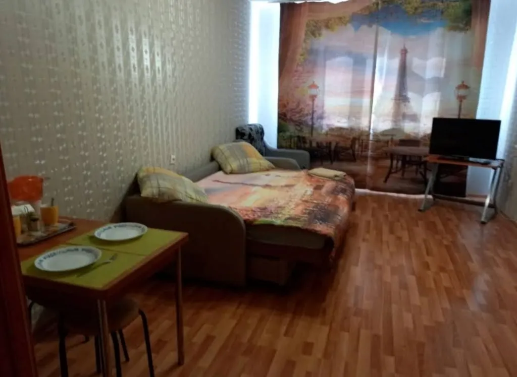 Квартира Тихая комната в трёхкомнатной квартире — аренда посуточно в Москва