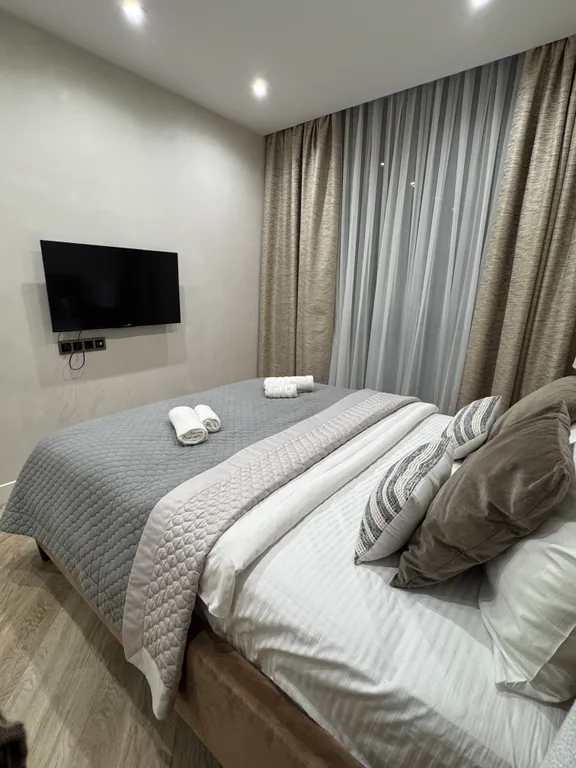 Гранд Престиж апарты с 3 отдельными спальнями и навесной маркизой