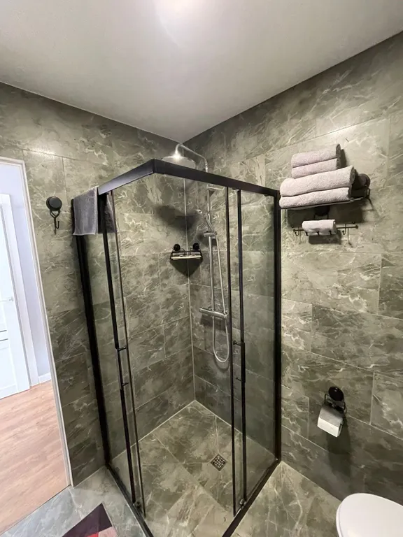 Дом в стиле БарнХаус с тёплым бассейном