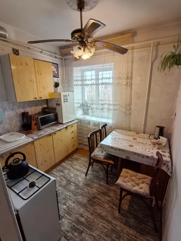 Бюджетная квартира в центре города, рядом с  парком .