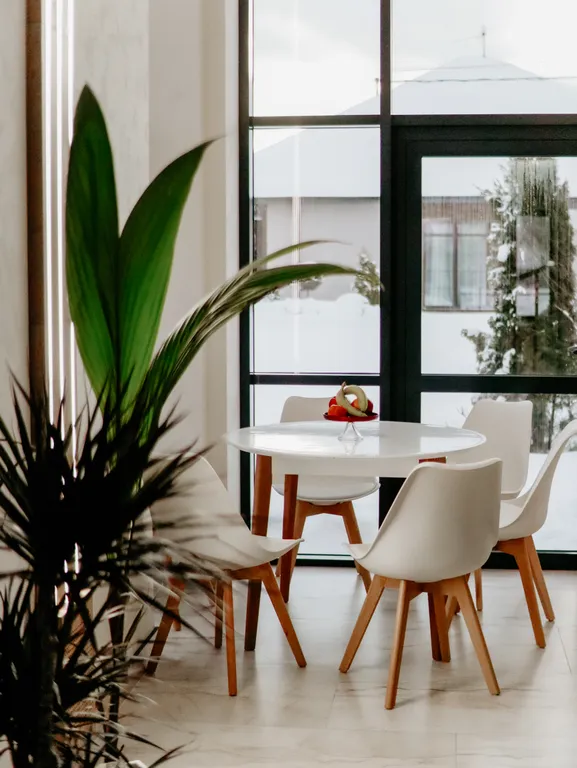 Новый дом с подогреваемым бассейном и сауной