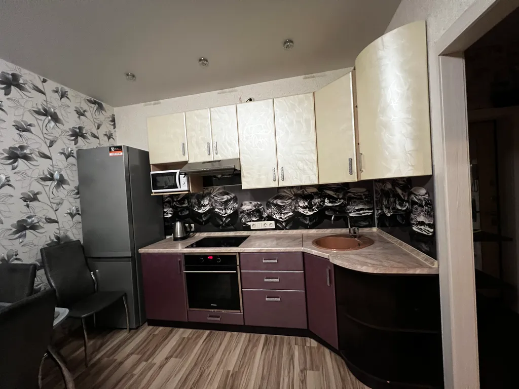 Квартира 2-комнатная Квартира — Свердловский