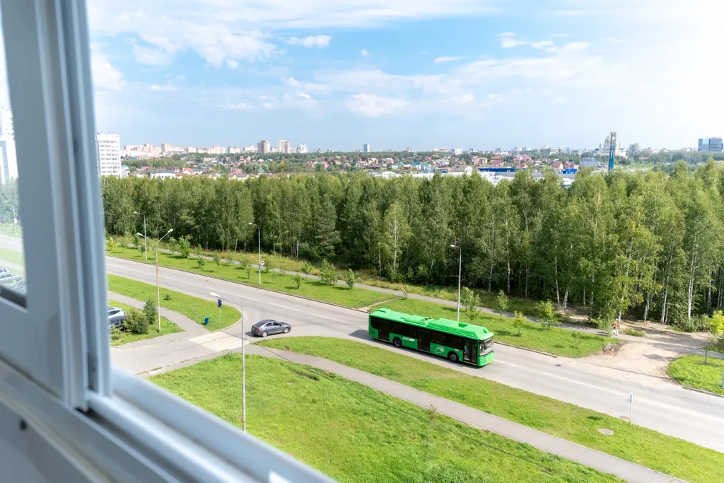 Студия у ледовой арены Трактор