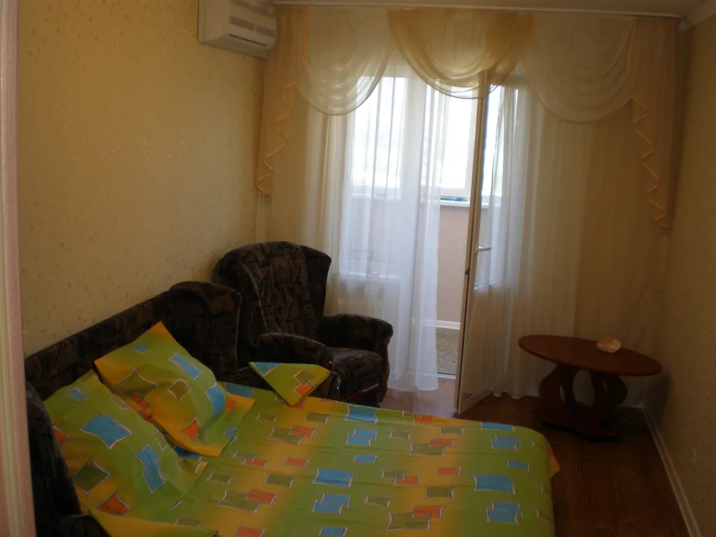 2-комнатная Квартира — аренда посуточно в Алушта