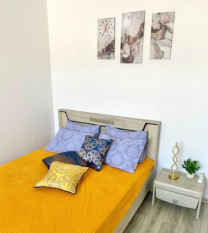 1К около моря и Кипарисового озера