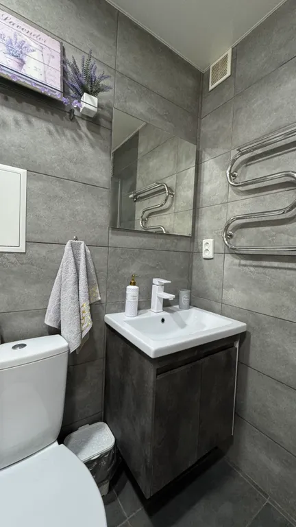 Большая шикарная квартира-студия в центре возле моря