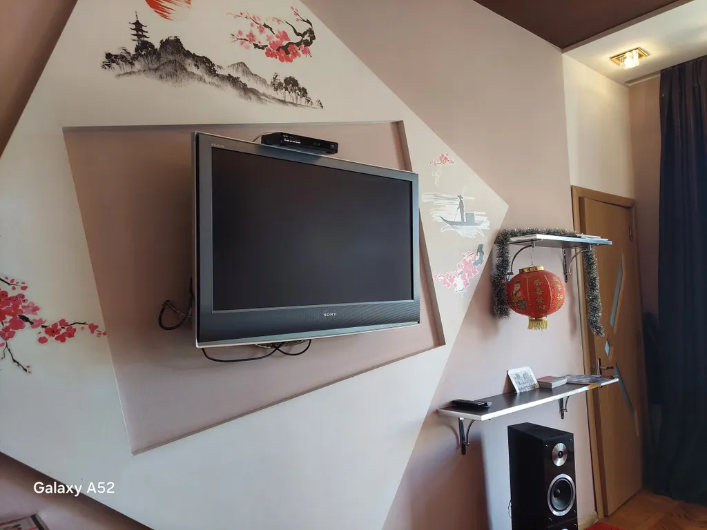 Тихое жилье в зелёном дворе