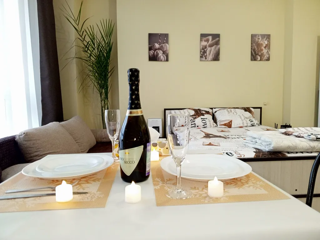 Квартира Светлая и уютная студия в новом ЖК — аренда посуточно в Волгоград