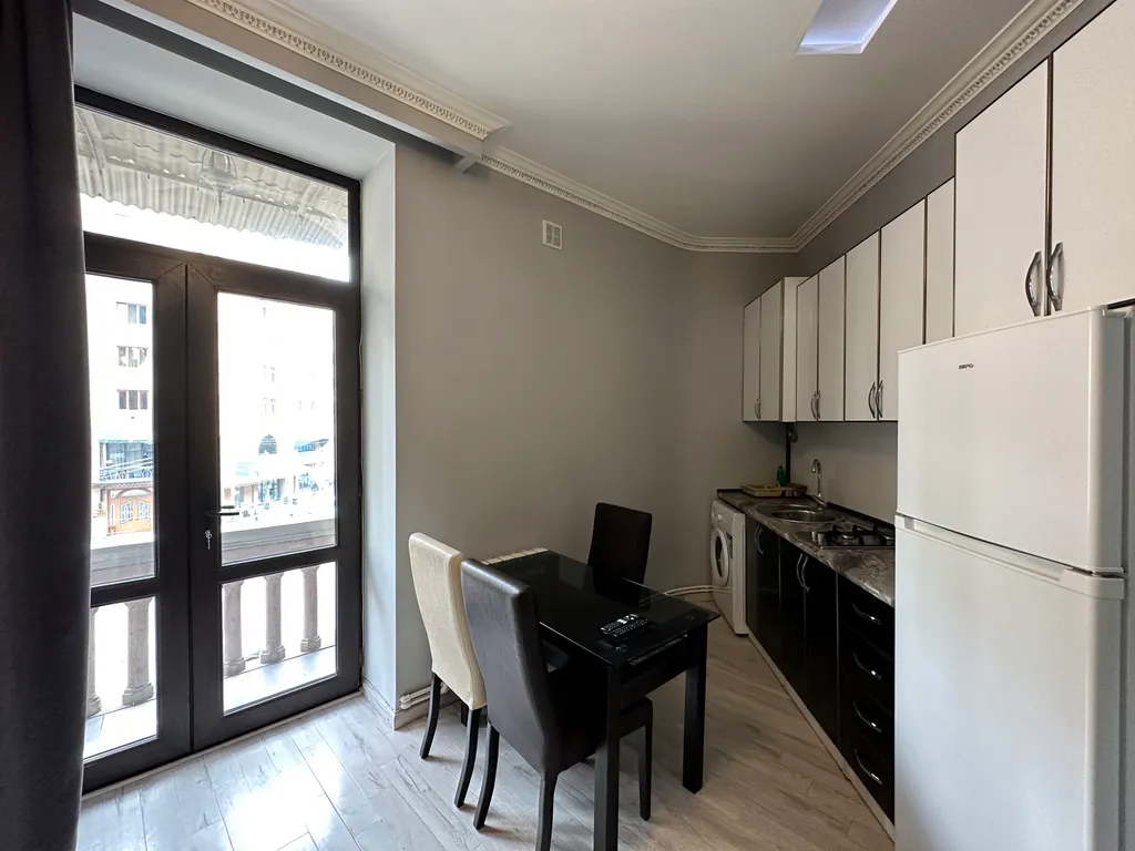 Уютная квартира с евро-ремонтом в центре город