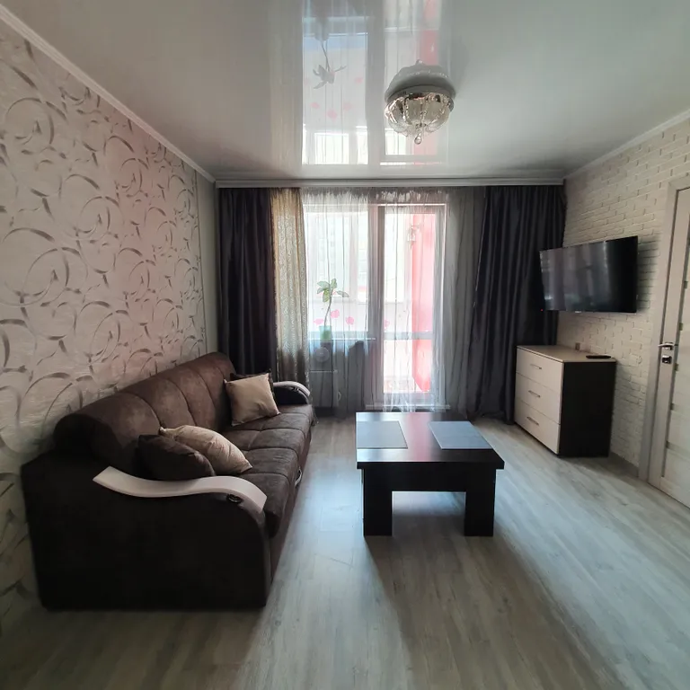 Квартира Квартира Отличная евродвушка — Барнаул