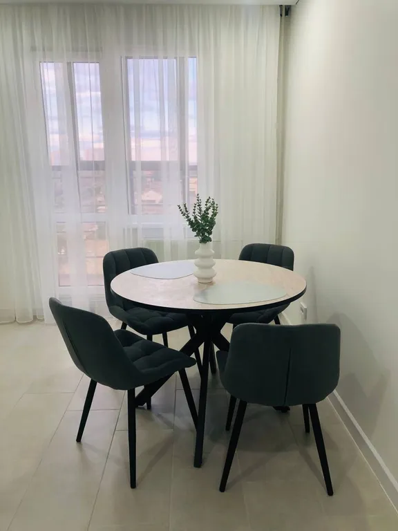 Стильная квартира в центре города с панорамным видом