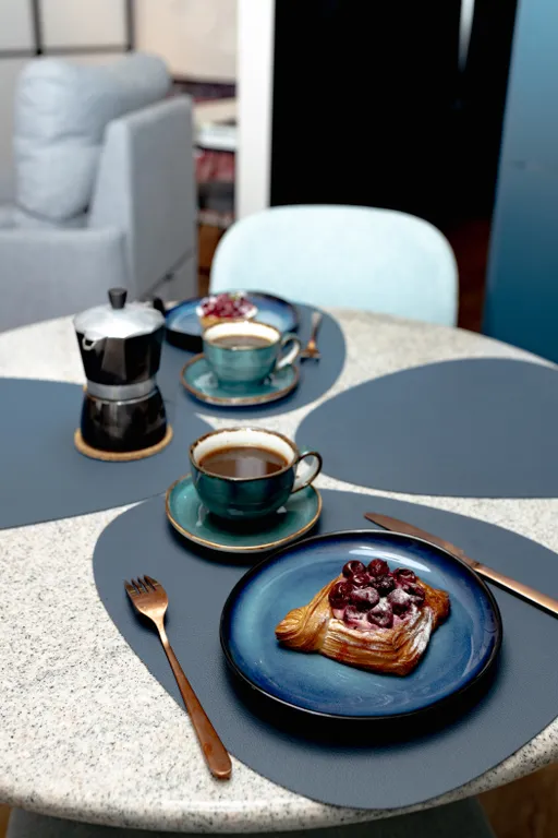 Квартира Дизайнерская квартира в центре города у озера — Калининград