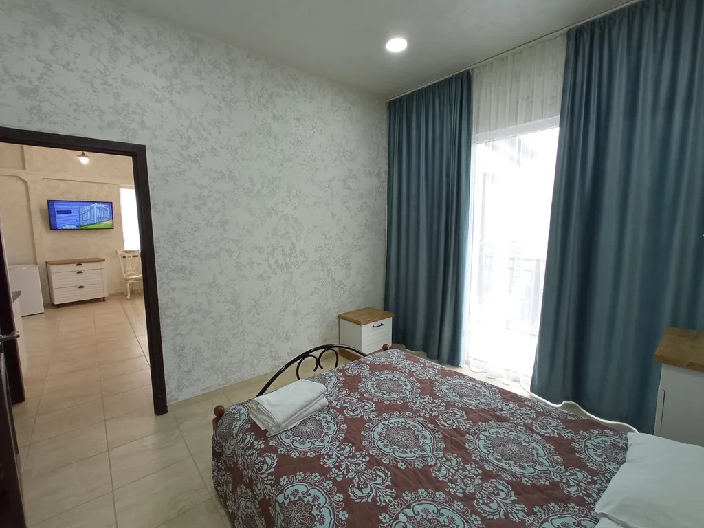 Уютная квартира с балконом Венеция Большая 3.1