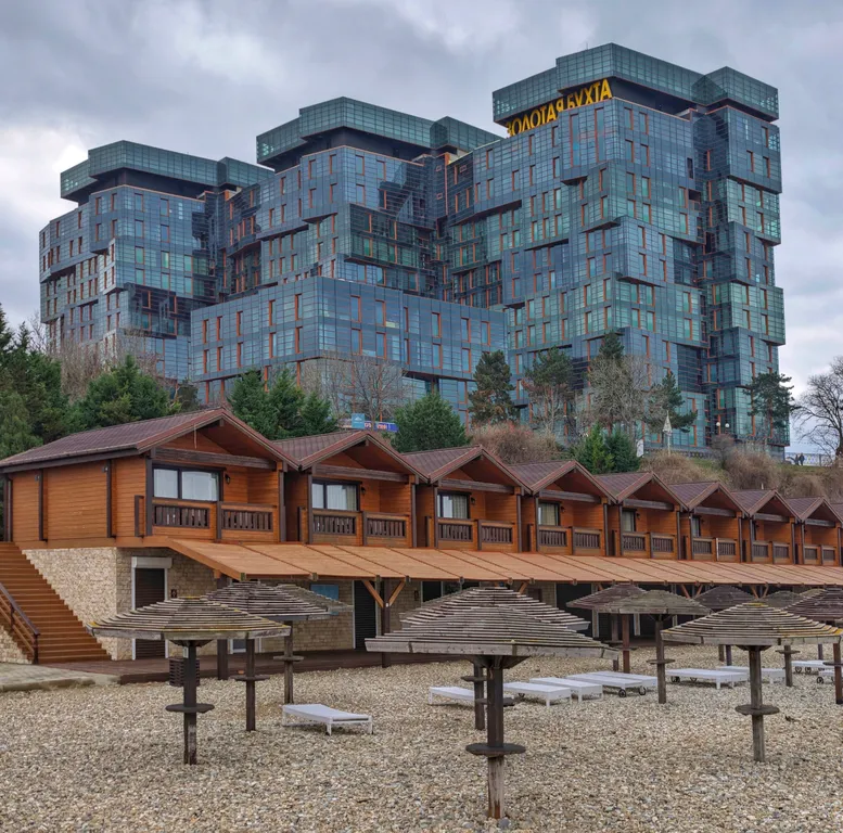 Великолепная квартира в Золотой Бухте