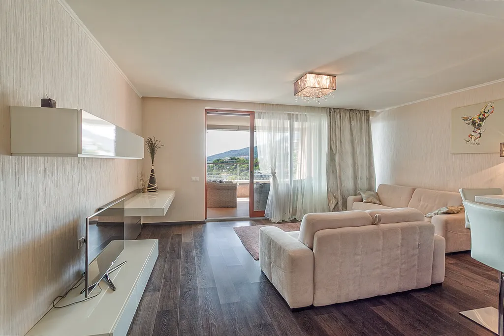 Респектабельные апартаменты с видом на море, горы, рядом с артек