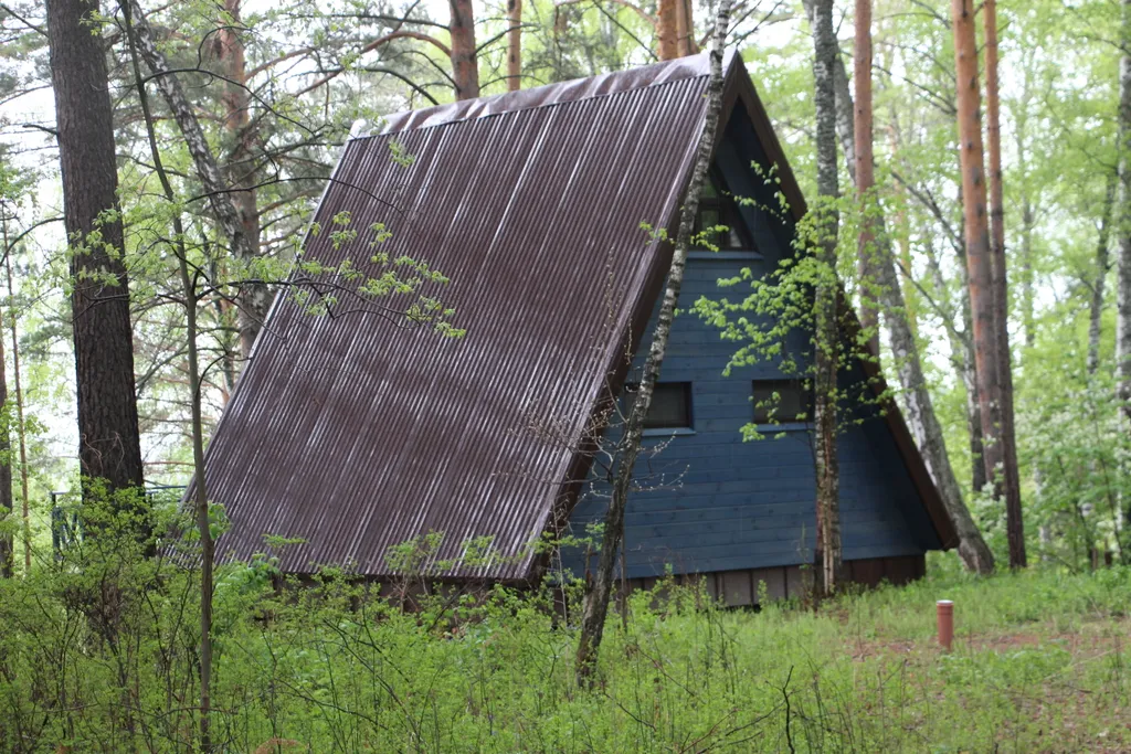 Уютный домик Синий A-Frame с террасой