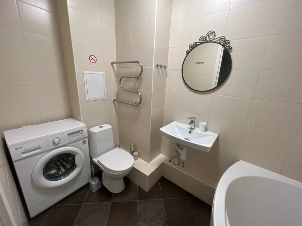 Квартира Уютная, чистая квартира на левом берегу — Омск