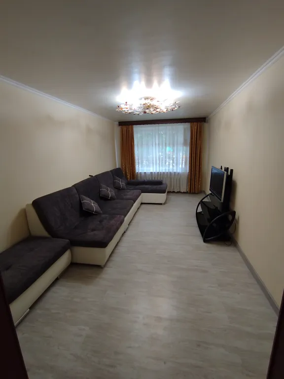 Большая трех комнатная квартира