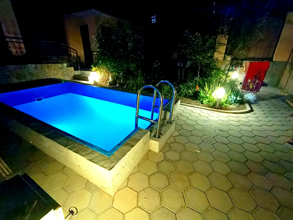 Коттедж Дом с бассейном и русской баней — аренда посуточно в Геленджик