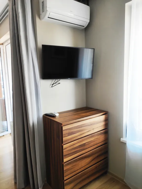 Уютная студия c великoлeпным видoм