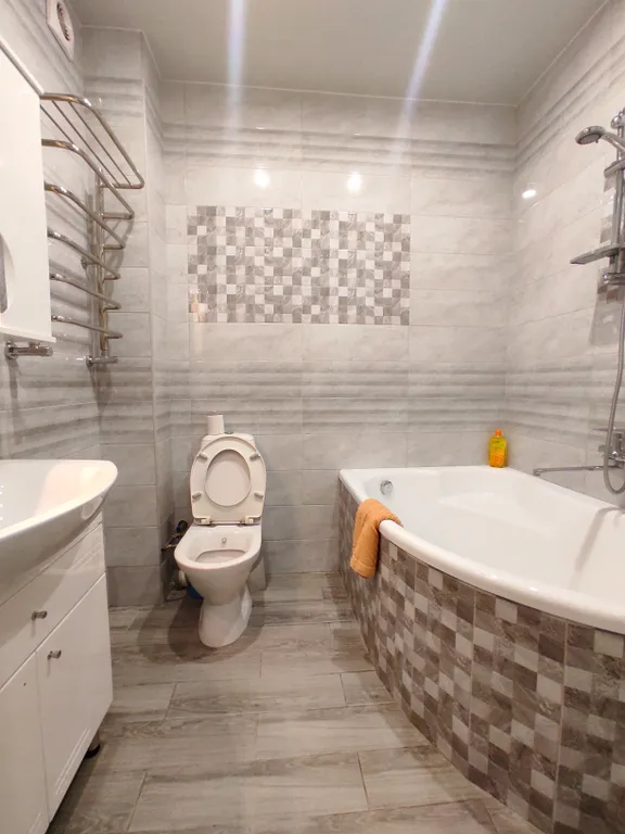 Уютная квартира рядом Ашан, с красивым видом на город