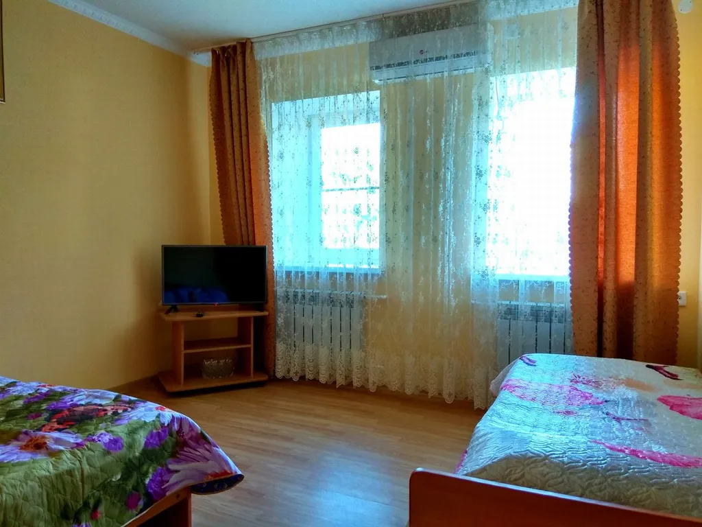 Коттедж Домик у Ларисы — Анапа