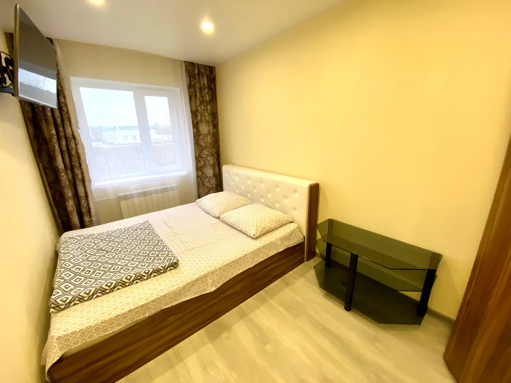 Апартаменты с 3 изолированными комнатами в центре, рядом Воркутауголь